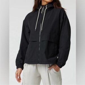 NWT Vuori Women’s Willow Jacket Black Size Small
